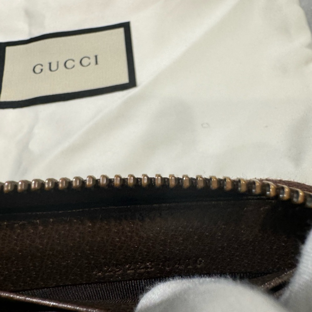 Gucci GG Chevron Long Wallet - Picture 9 of 11
